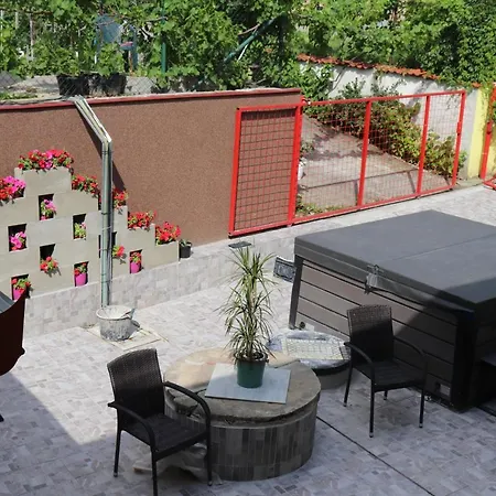 Hotel u Nádraží Lanžhot Exteriér fotografie