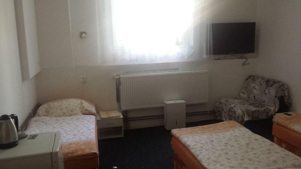U Nadrazi Hotel 3*